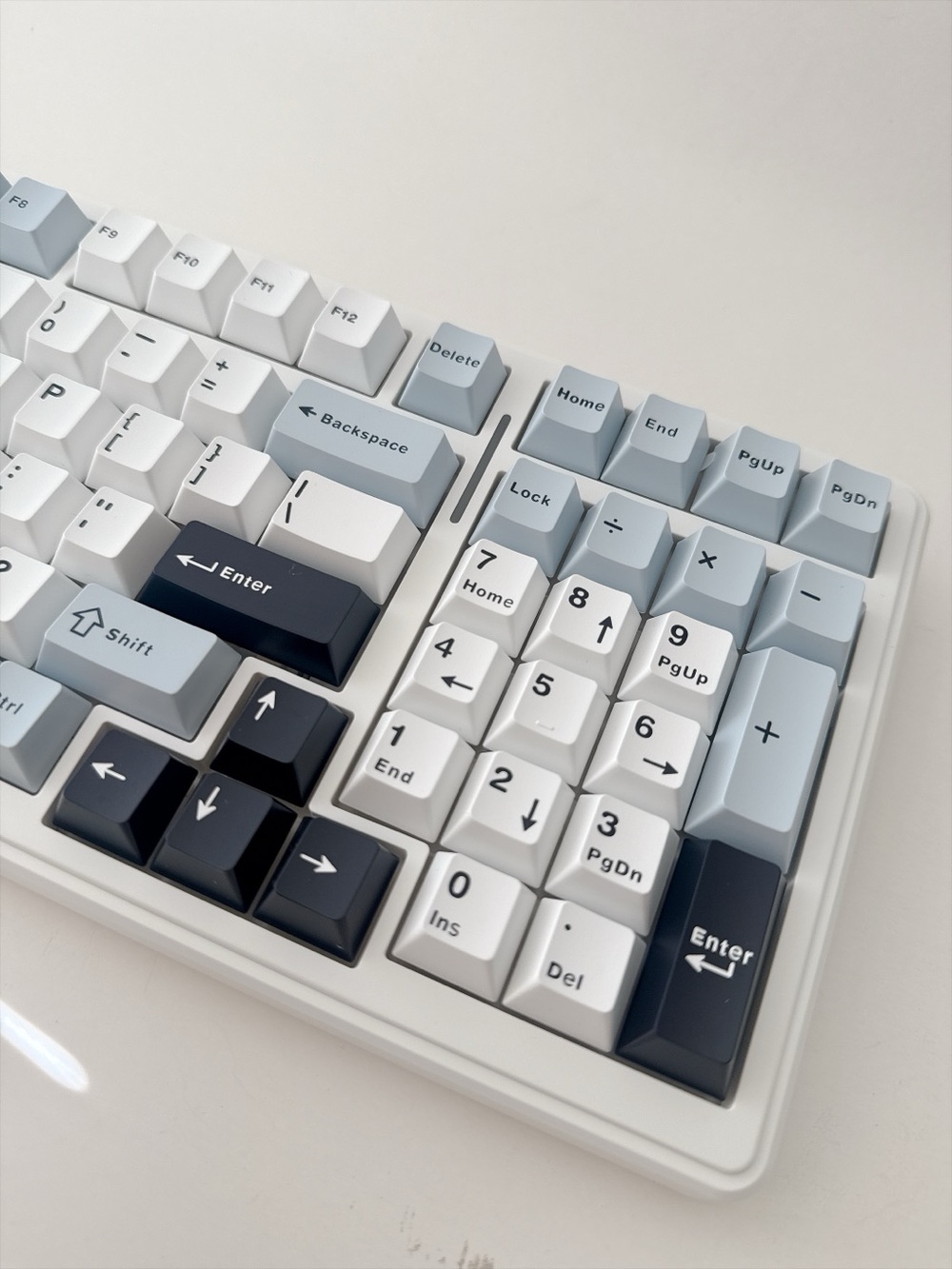 AULA F99 Wireless Mechanical Keyboard, Tri-mode, Custom Keyboard, RGB, Gaming